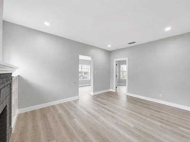 3 bed, 1.0 bath, $2,775 — Photo 3