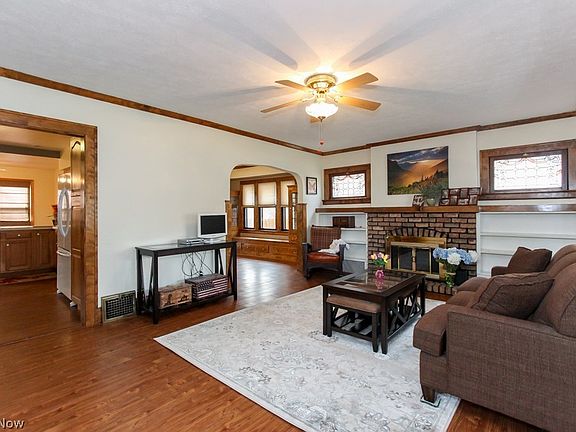 4th image of 4675 Hilland Dr