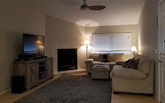 3rd image of 511 Greenway Chase Ct