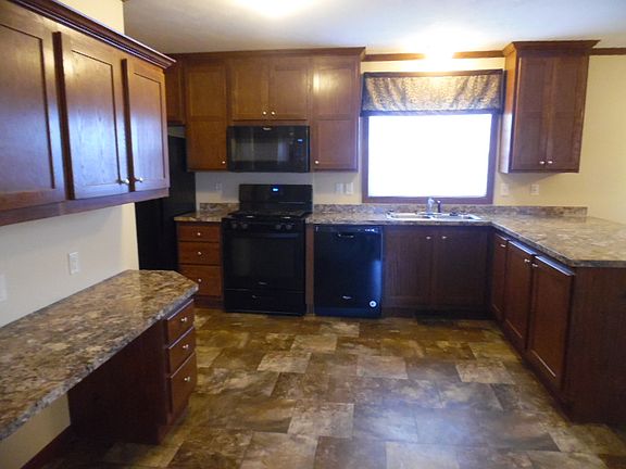 3rd image of 28807 Beechwood Ave #94