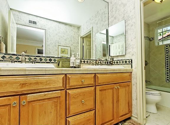 5th image of 3439 Monte Carlo Dr