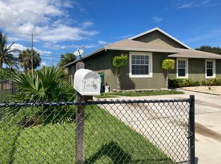 1400 W 33rd St, Riviera Beach, FL 33404