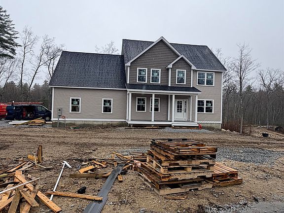 3rd image of 110 Laurel Road #31