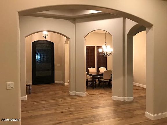 4th image of 1534 S 108th Way