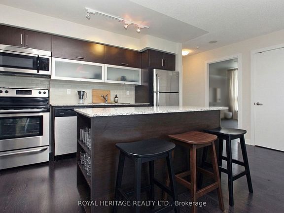 4th image of 100 Western Battery Rd #1007