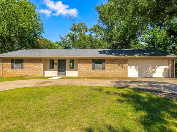 1310 Ridgeview Dr, Tyler, TX 75701