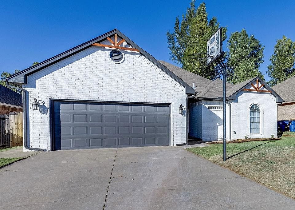 1st image of 621 Katelyn Ln