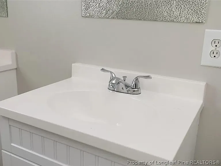 100 Pigeonhouse Ct — Photo 11