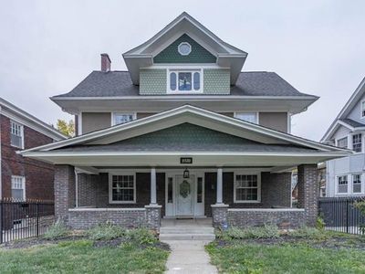 3520 Cherry St, Kansas City, MO, 64109
