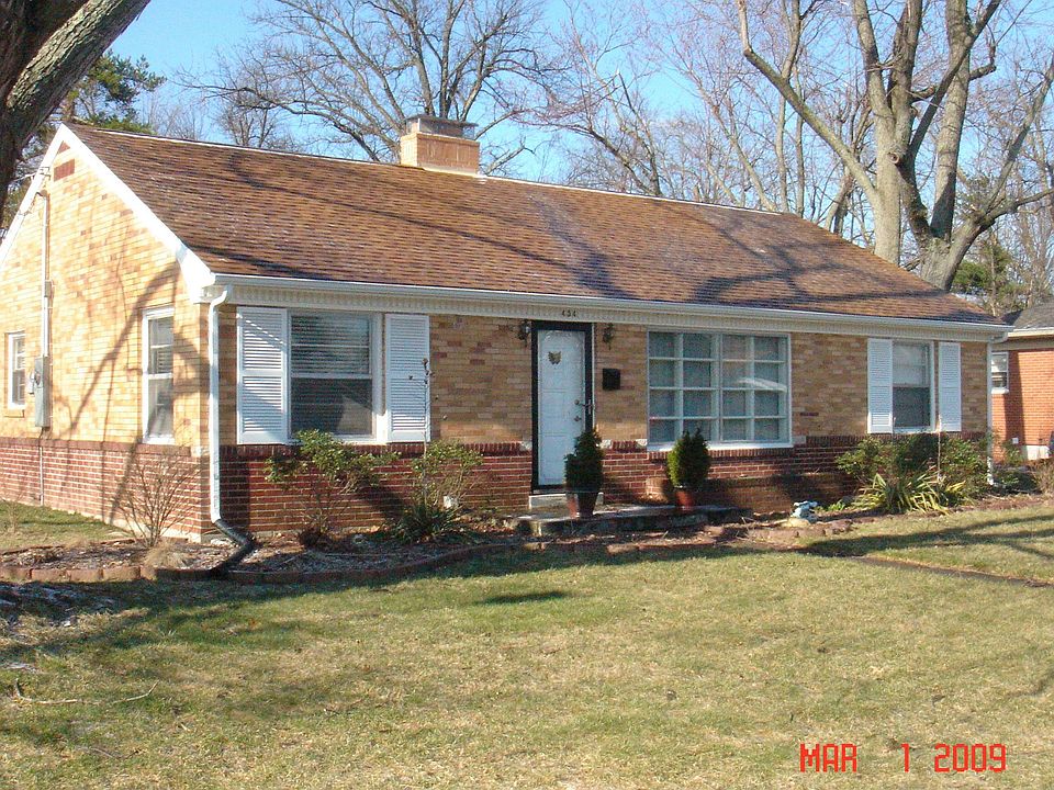 1st image of 454 Sheridan Dr