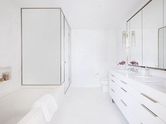 5th image of 212 W 72nd St #11L