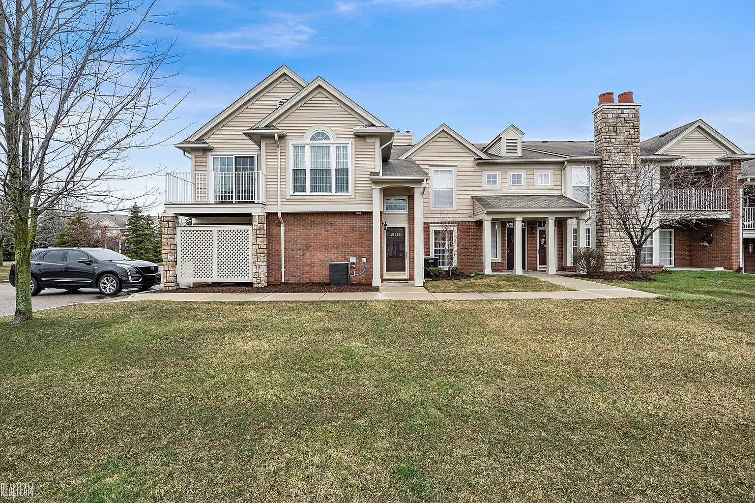 21928 Hartford Way photo 1