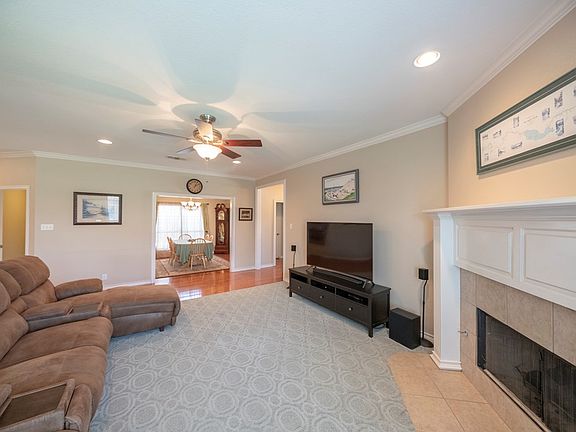 5th image of 5701 Carmel Ct
