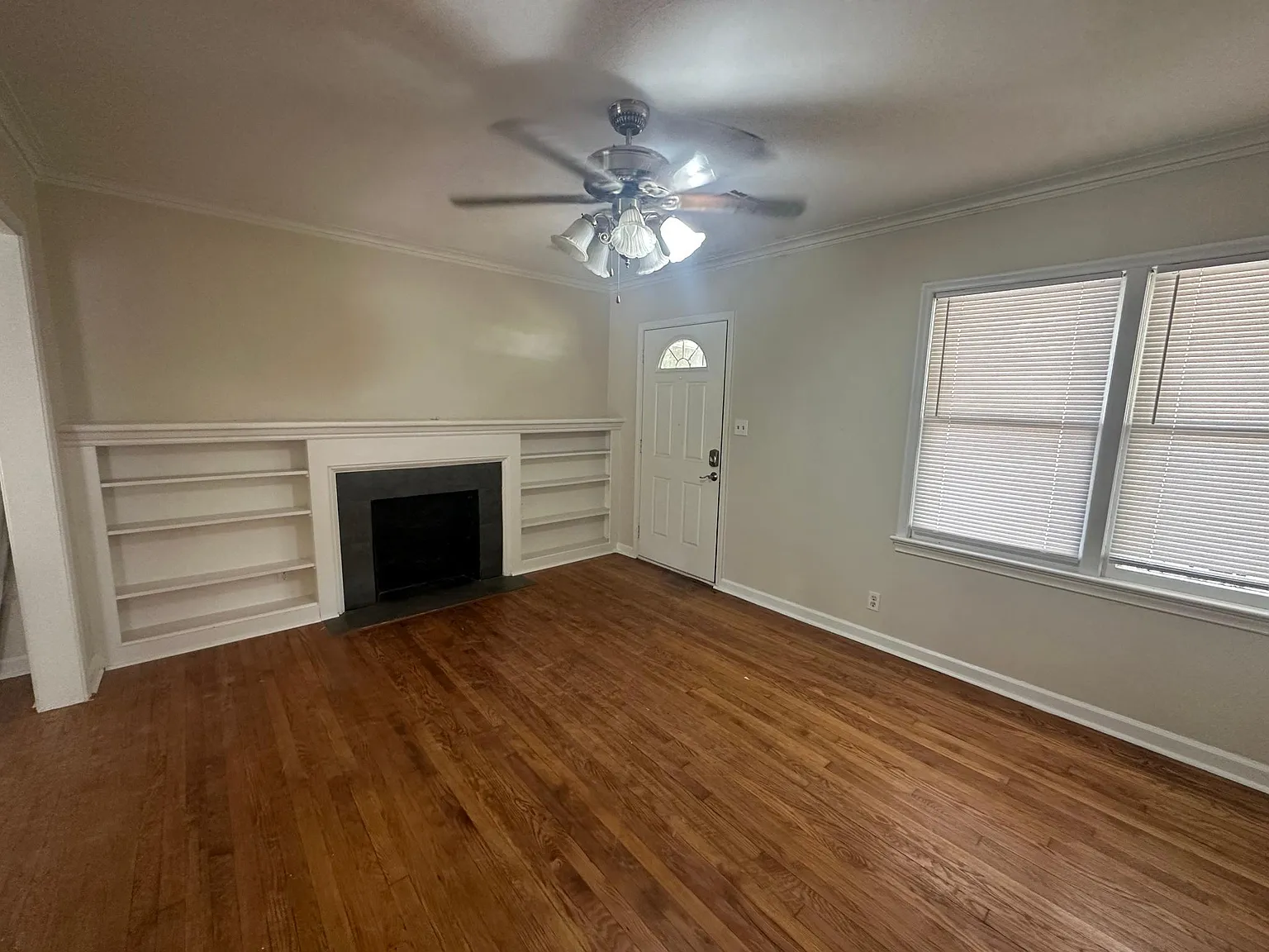 1320 S Braden Ave — Photo 3
