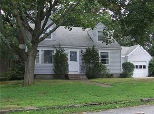 49 Maryland Ave, Warwick, RI 02888