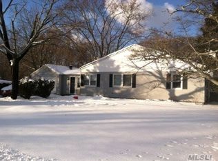 23 Wolfhollow Rd, Centereach, NY 11720