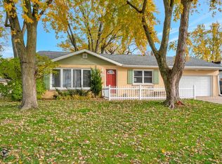 15935 Debra Dr, Oak Forest, IL 60452