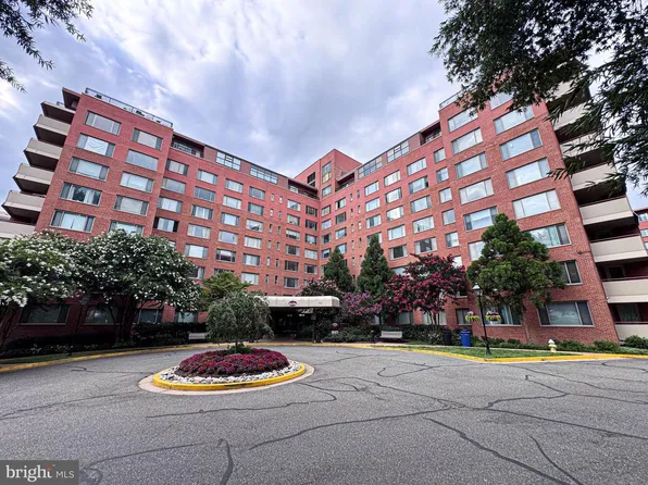 1111 Arlington Blvd, Arlington, VA