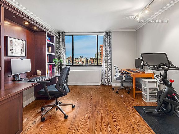 5th image of 245 E 93rd St APT 27E