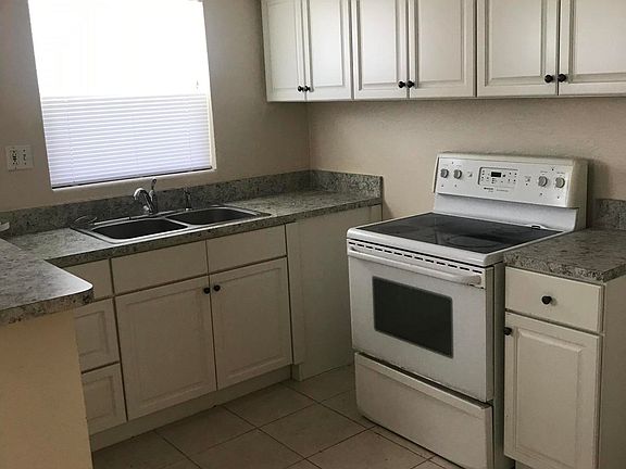 3rd image of 347 Lee Ave #347
