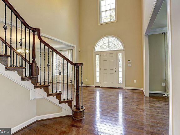 4th image of 3 Laurnic Dr