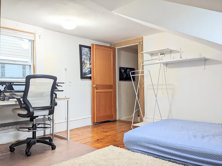 1 Salem St #2 — Photo 4