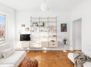 728A Humboldt St, Brooklyn, NY 11222