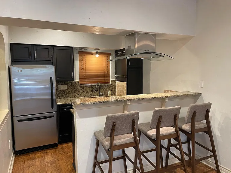 1908 San Antonio St #212 — Photo 5