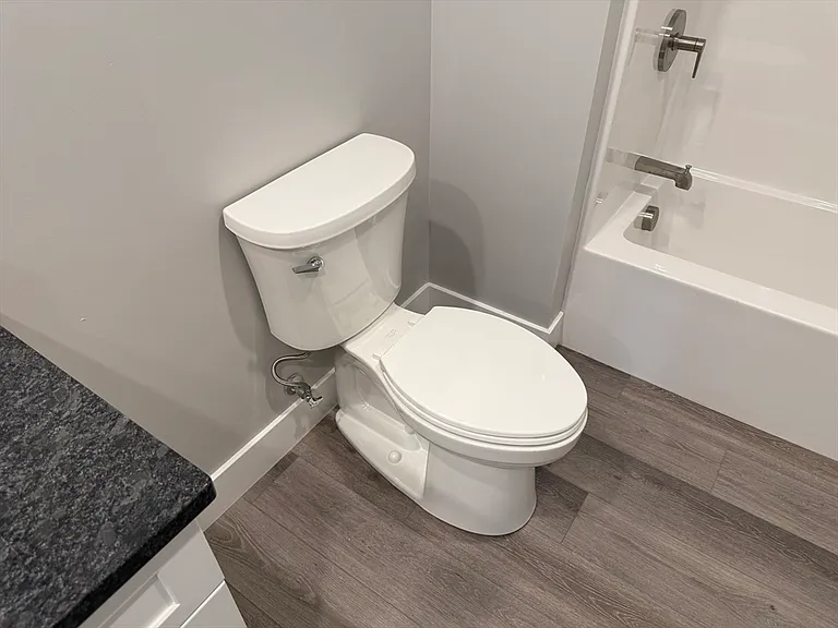 251 Sladen St #207 — Photo 22