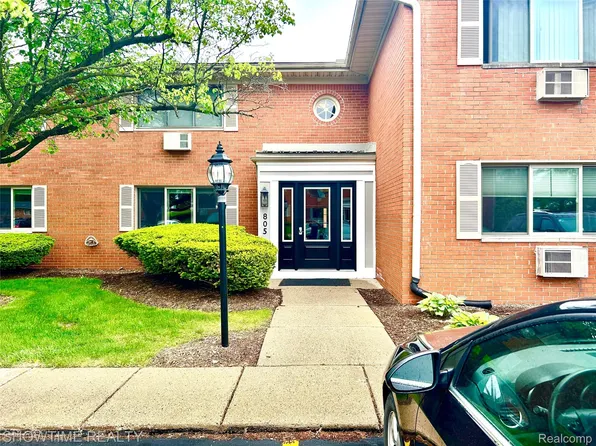 805 Plate St Unit 207, Rochester, MI 48307