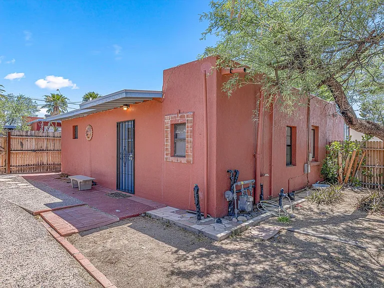 4119 E Fort Lowell Rd #8 — Photo 23