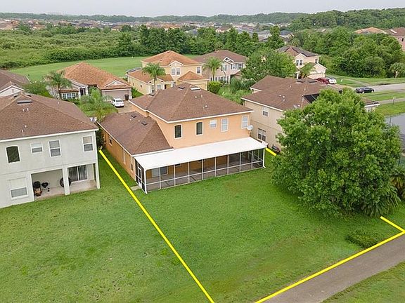 4th image of 2270 The Oaks Blvd