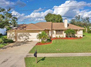 2475 Raintree Lake Cir, Merritt Island, FL 32953