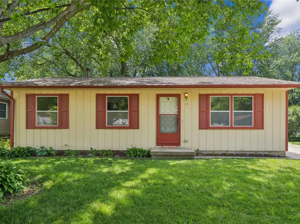 65 Birch Ct, North Liberty, IA 52317