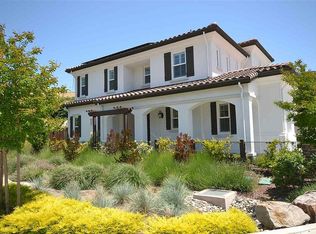 1 Kendall Cir, Moraga, CA 94556