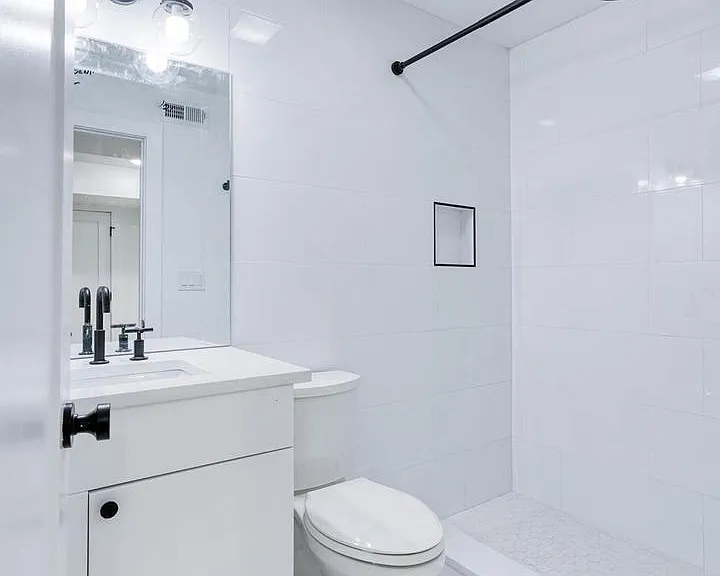 1519 Carpenter St #2 — Photo 12
