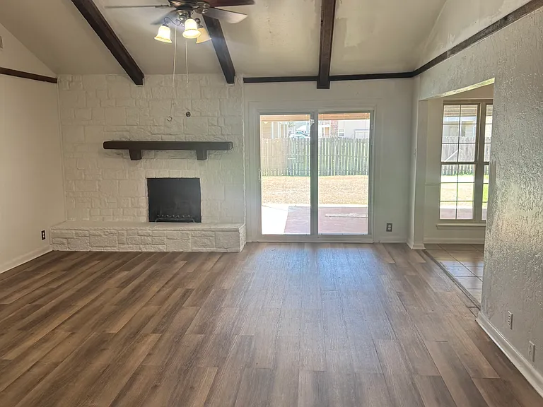 5605 Briargrove Dr — Photo 6