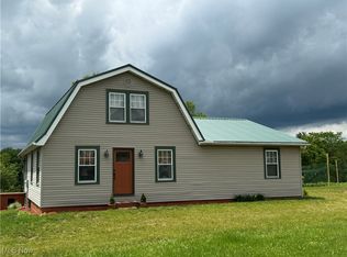 71322 Sharon Rd, Bridgeport, OH 43912