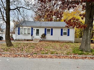 30 Tennyson St, Worcester, MA 01610