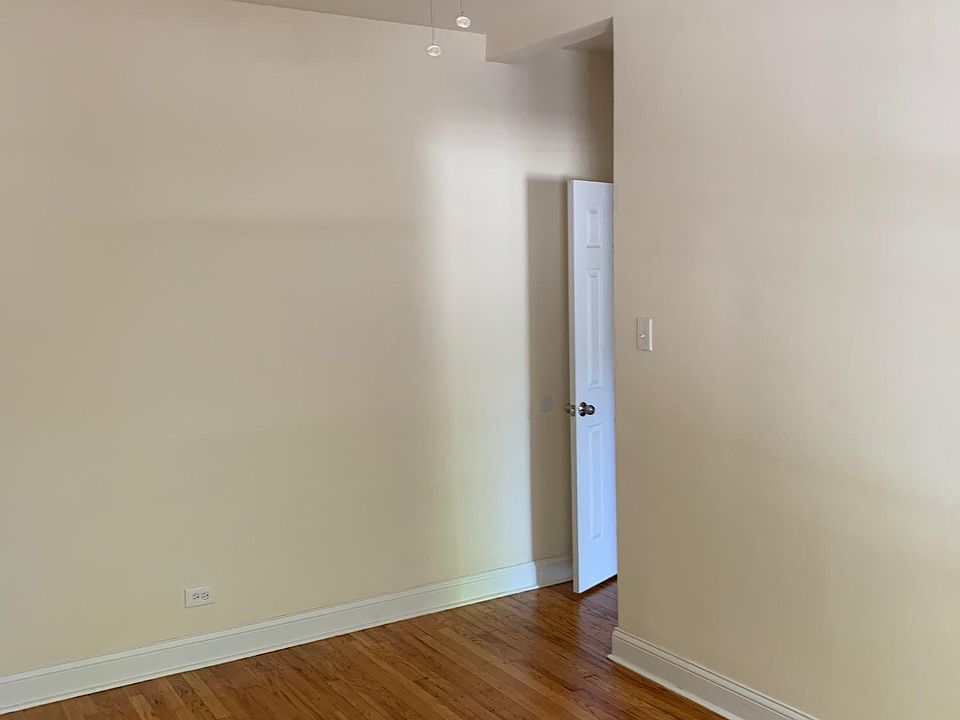 1st image of 2108 N Saint Louis Ave #1