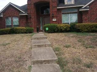 905 Hideaway Pl, Desoto, TX 75115