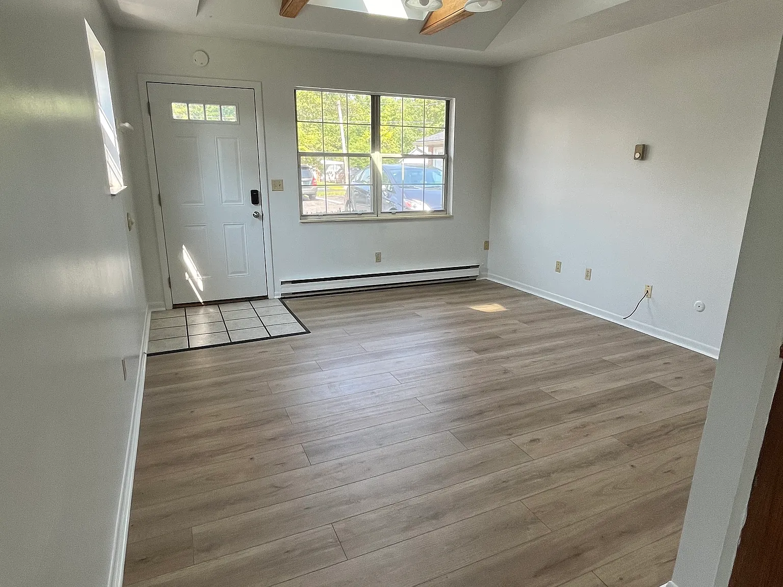 5 bed, 1200 sqft, $1,600 — Photo 4
