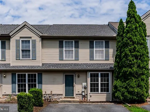 36 Woodmyre Ln, Enola, PA 17025