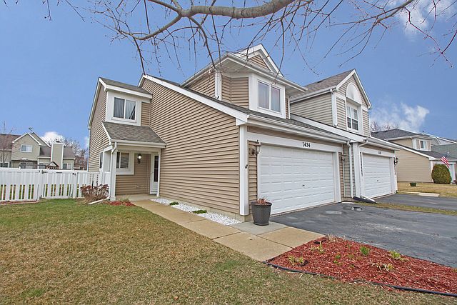 1st image of 1434 S Pembroke Dr