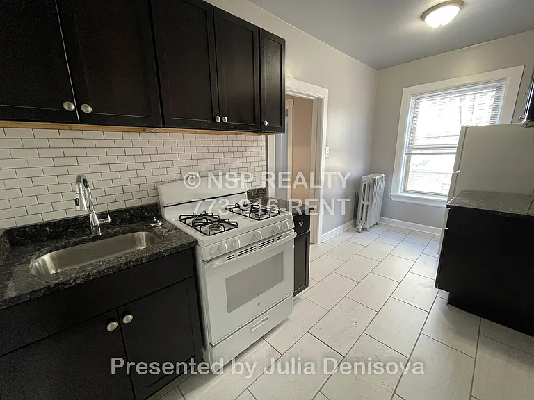 6347 N Magnolia Ave #3L — Photo 8