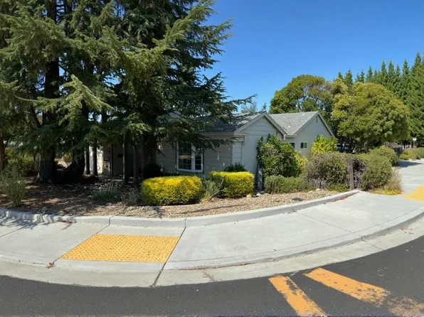 1230 Concord St, Pleasanton, CA 94566