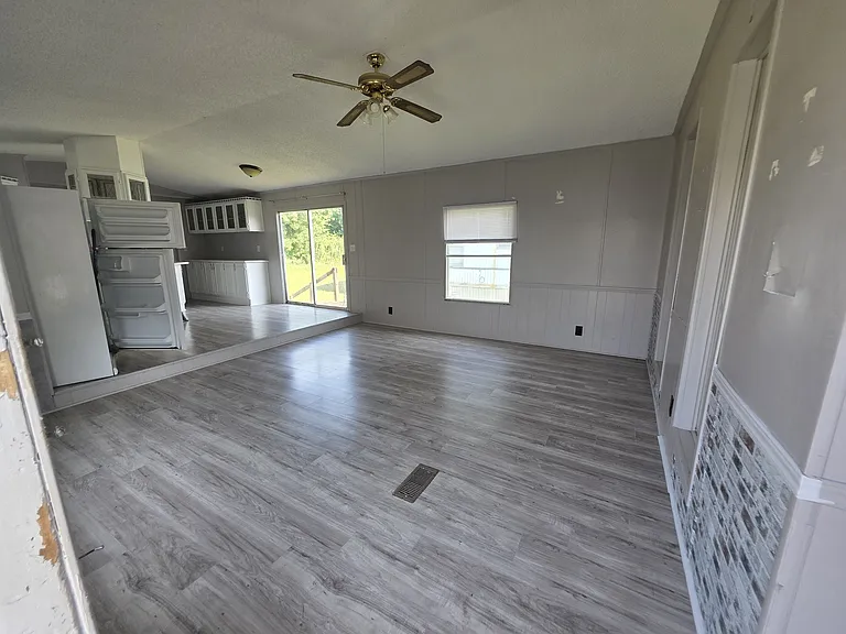 Oak Creek Estates MHC — Photo 77