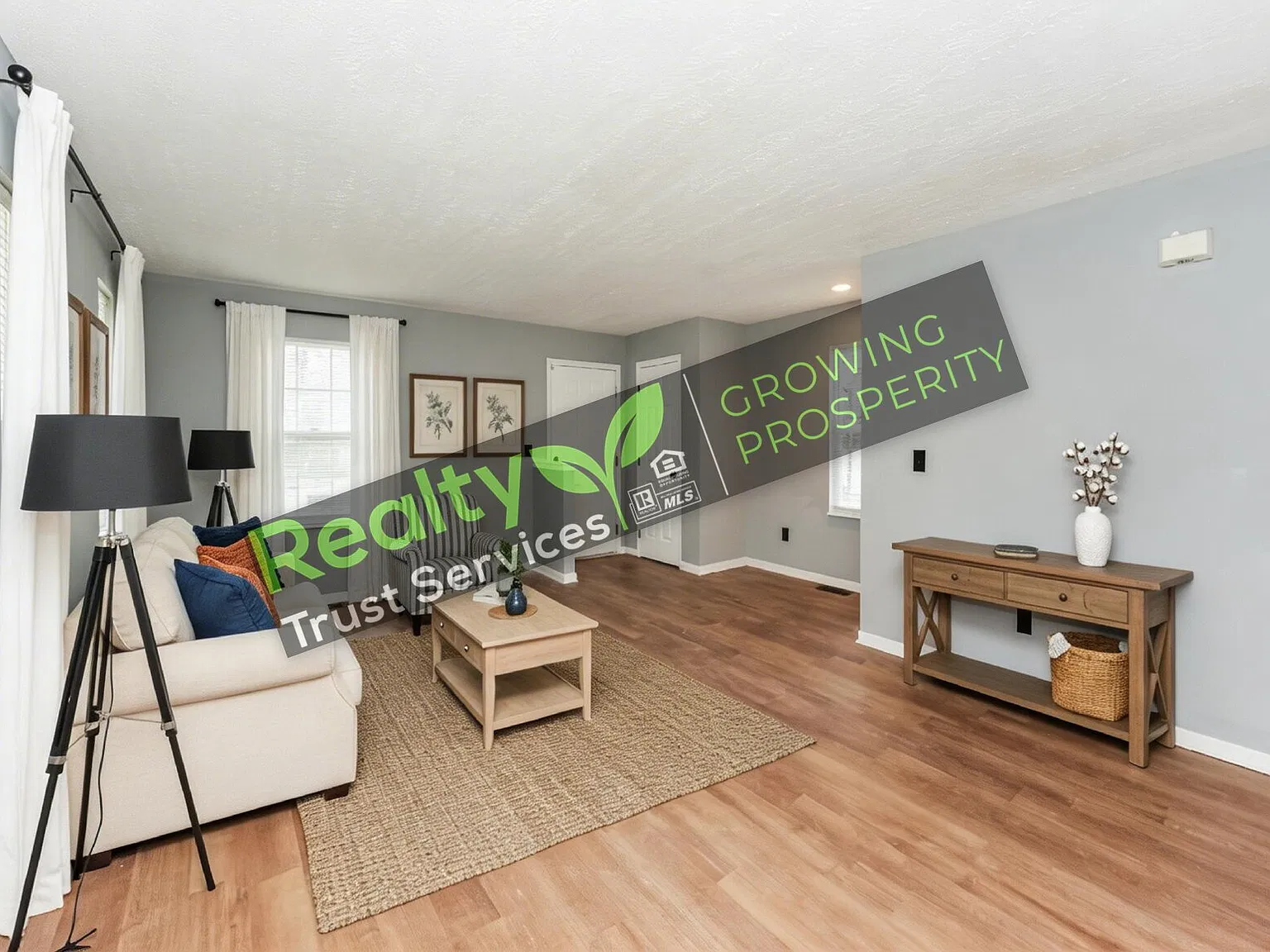 12210 Oakland Ave Cleveland OH 44106 - 12210 Oakland Ave, Cleveland — Photo 3
