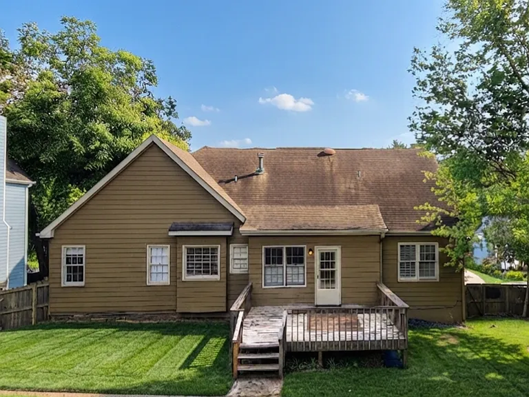 736 Jamie Way NE — Photo 23