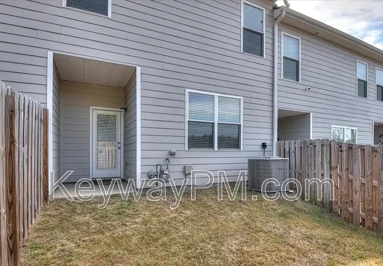 930 Quaint Parish Cir — Photo 23